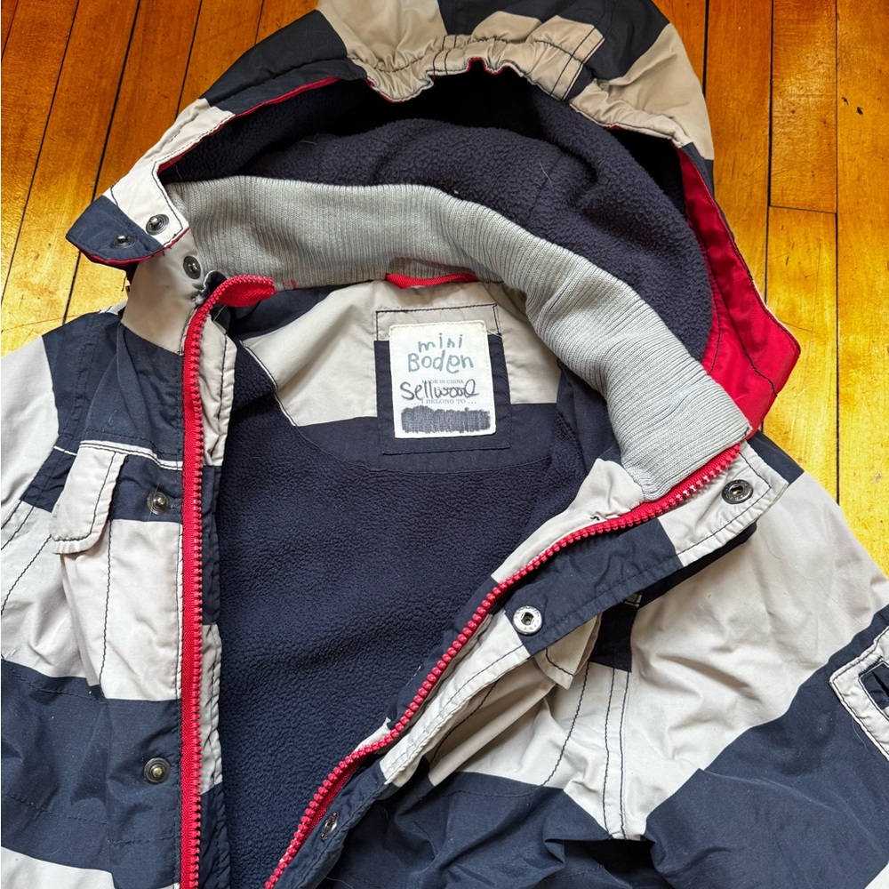 Mini Boden Navy, Cream & Red Colorblock Kids Jacket size 5-6